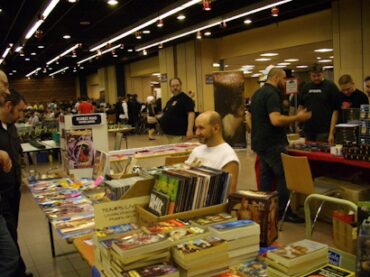 OctoGônes 2011. 2ème journée. Xavier Lancel, qui s'occupe du fanzine Scarce